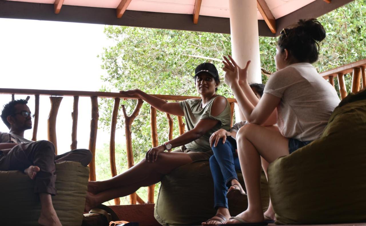 Funky Leopard Safari Lodge Bordering Yala National Park Kataragama Extérieur photo
