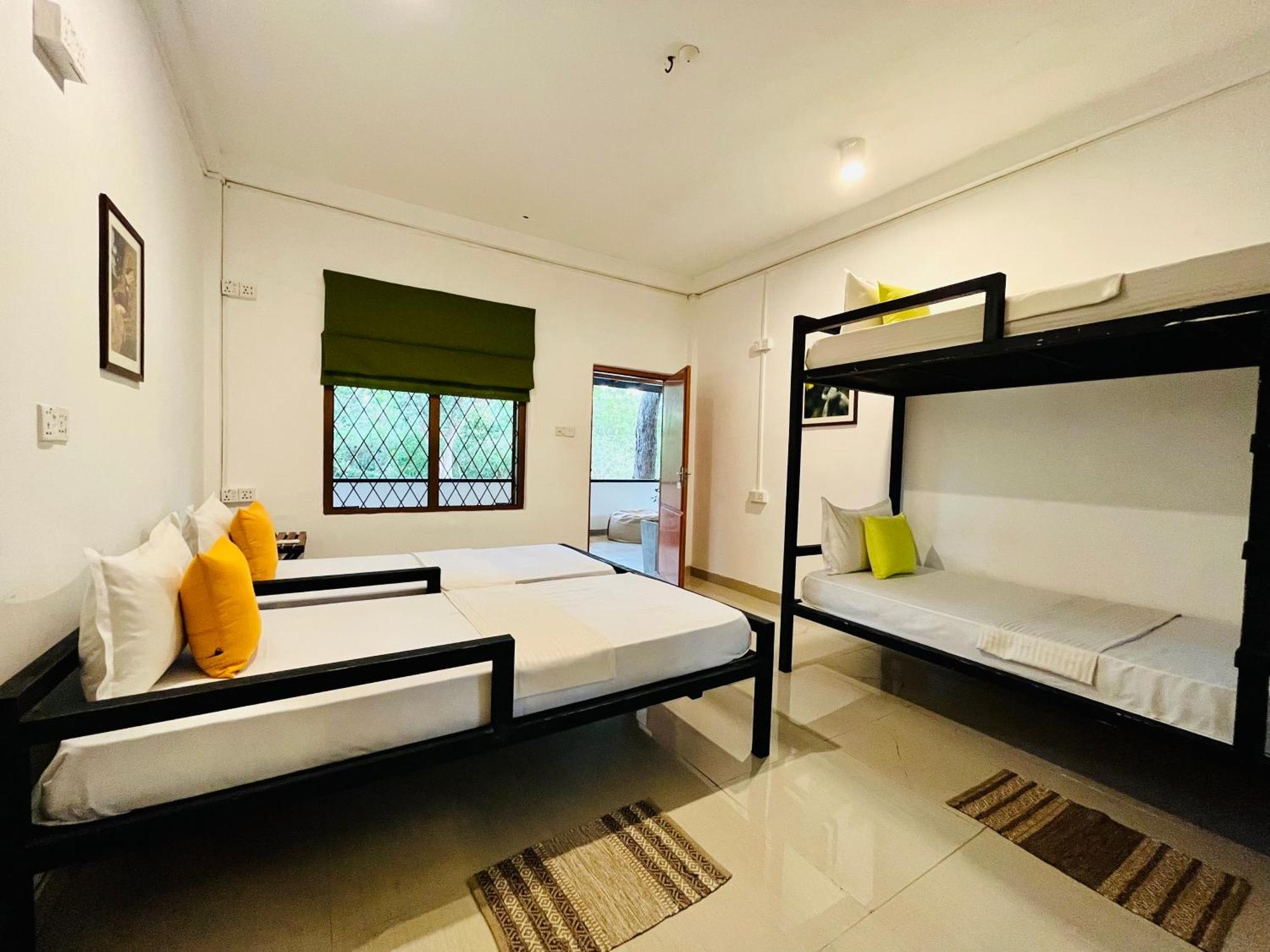 Funky Leopard Safari Lodge Bordering Yala National Park Kataragama Extérieur photo