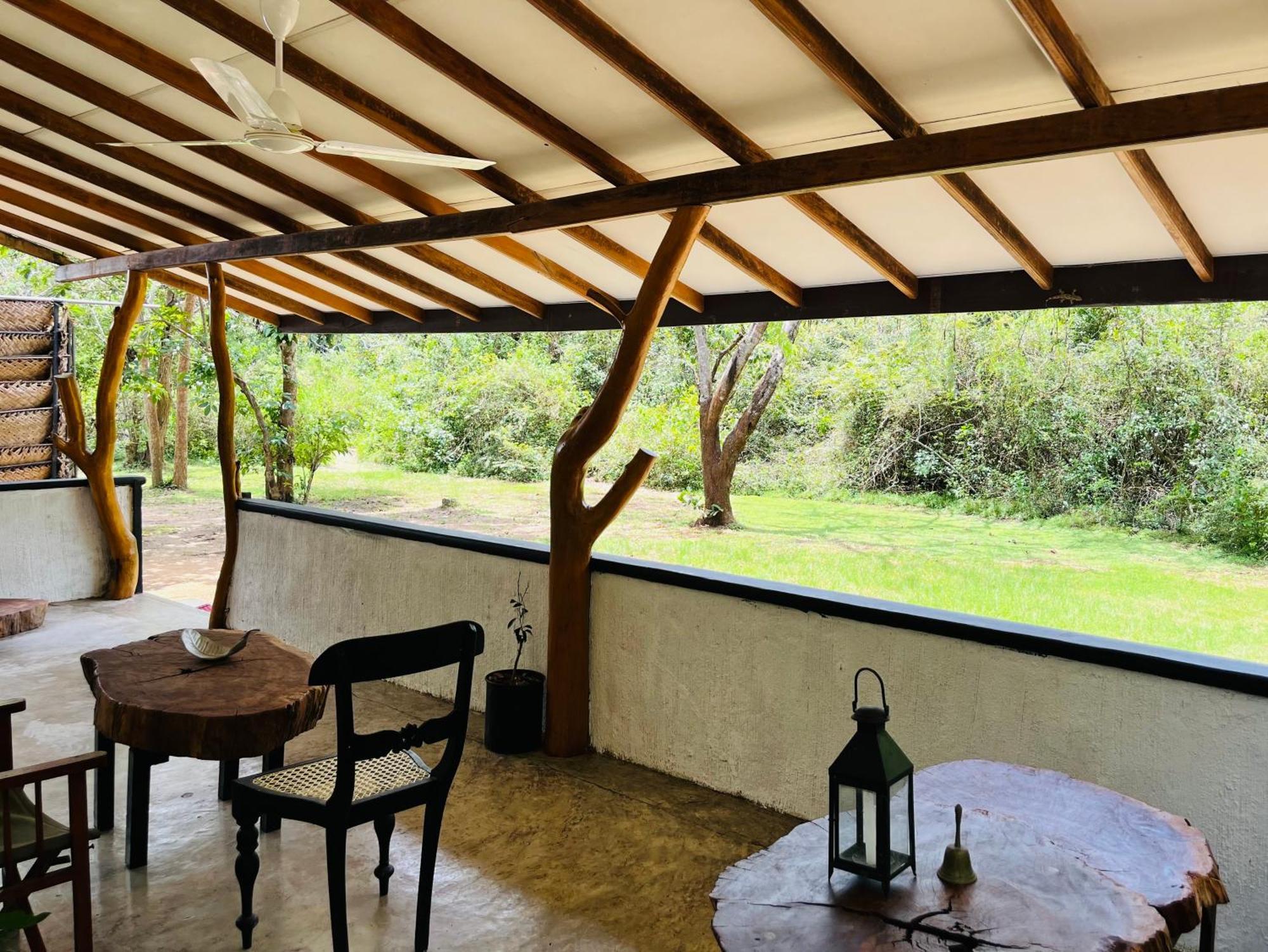 Funky Leopard Safari Lodge Bordering Yala National Park Kataragama Extérieur photo